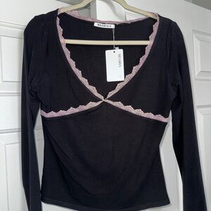 ReoRia Black Top with Pink Accents